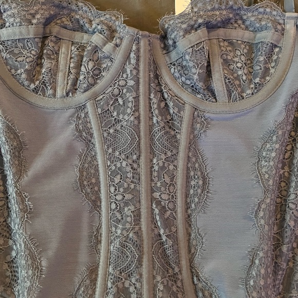 URBAN OUTFITTERS out from under corset top - Picture 2 of 6